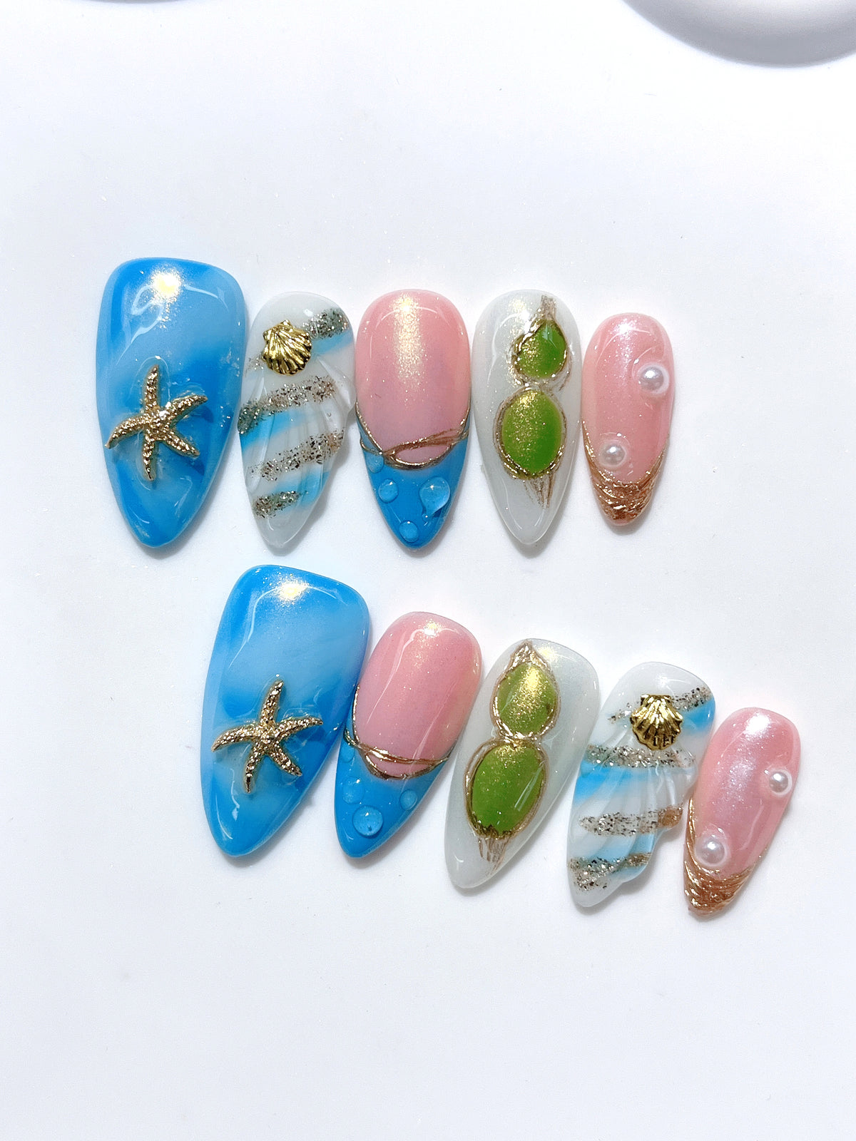 D704 product image 07
