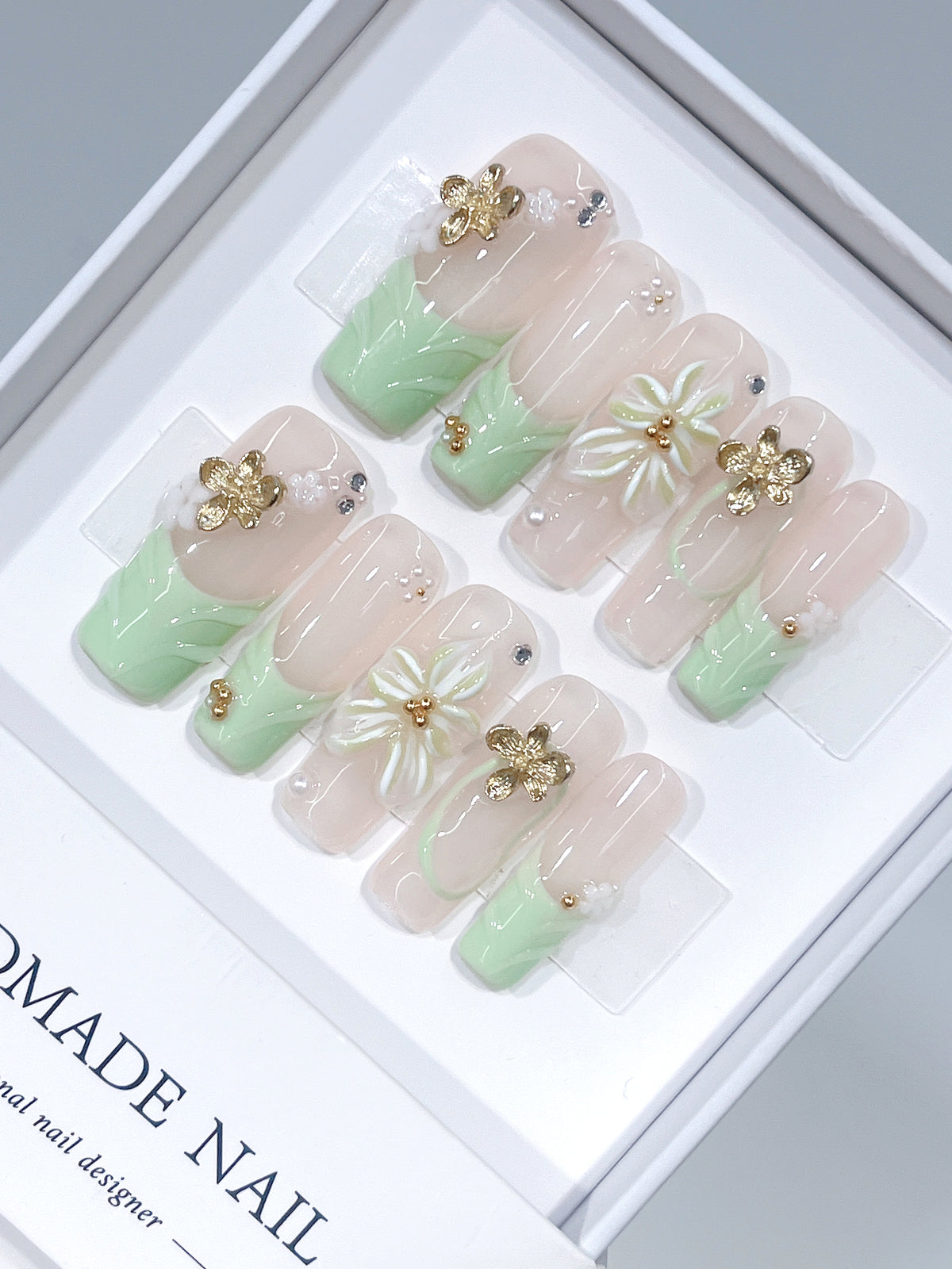 D708 product image 01