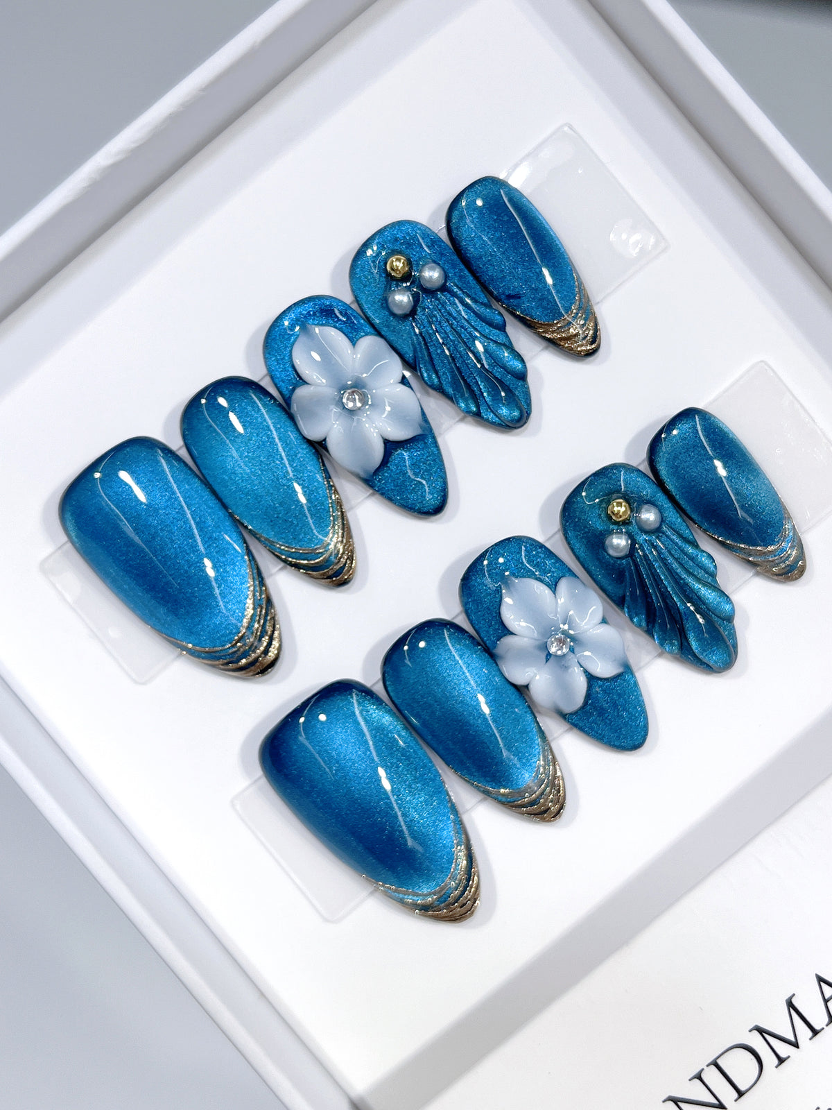 D717 product image 03