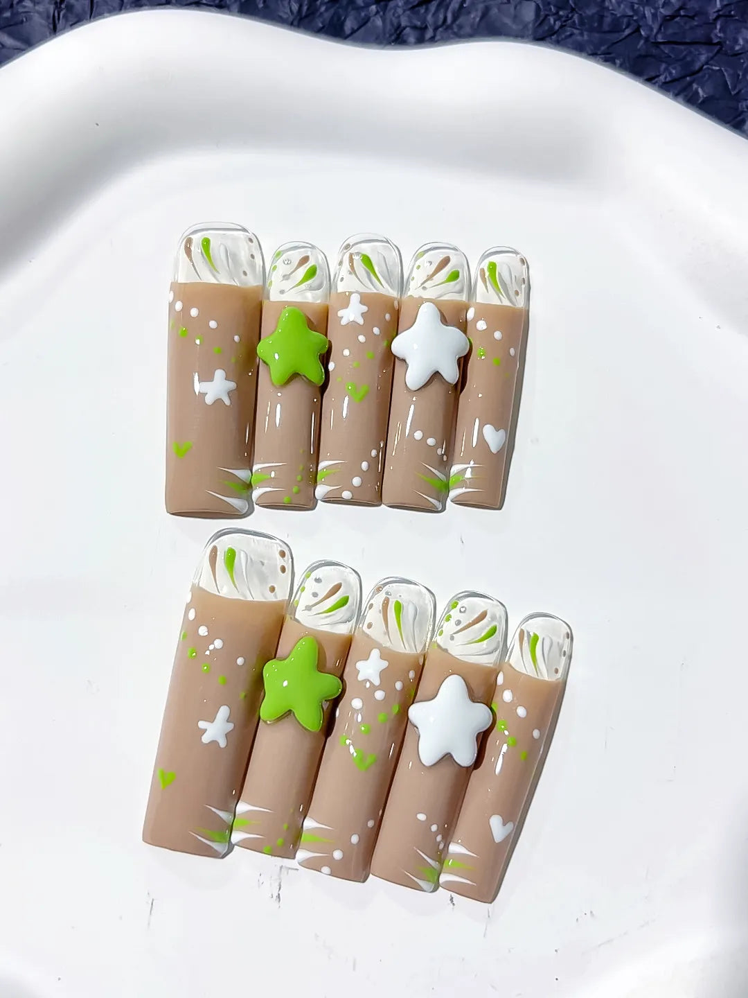 Nude White Green Abstract Star Heart 3D press on nails detail view