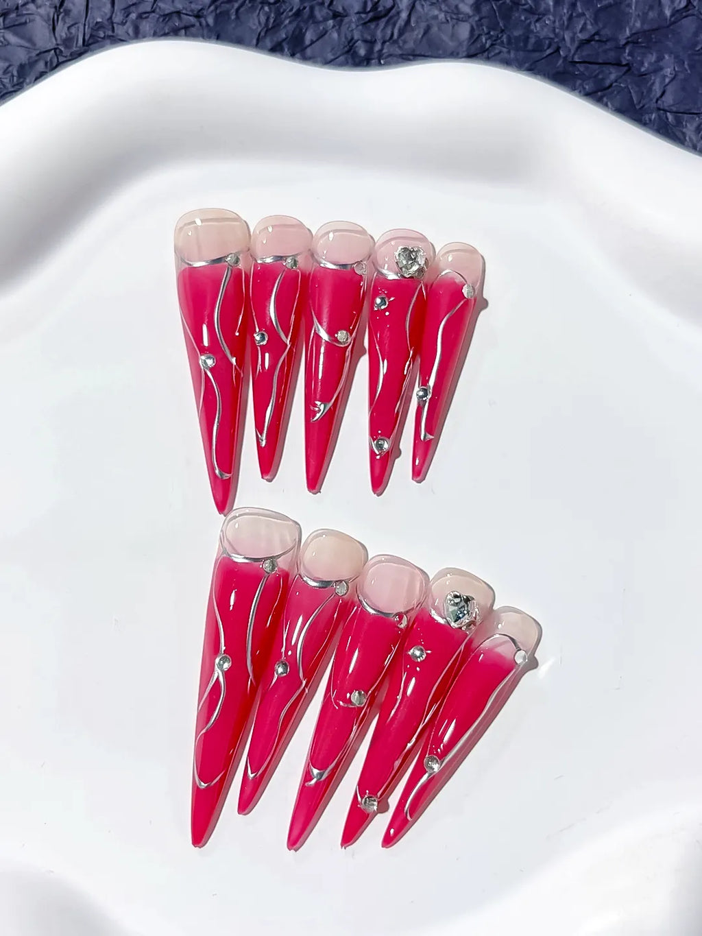 Pink Nude Silver Ombre Metal Line Rhinestone press on nails detail view