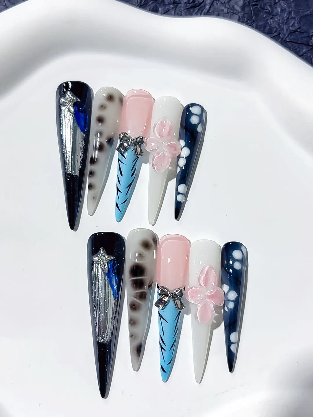 Black White Blue Silver Nude Abstract Bow Star Animal Print Glitter press on nails detail view