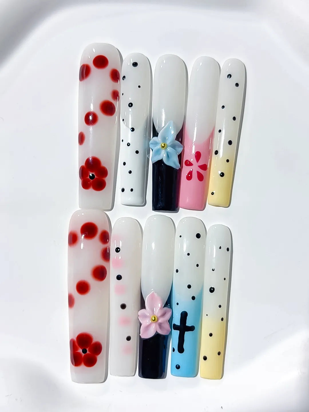 White Red Black Pink Blue Yellow Abstract Flower Cross Dot 3D press on nails detail view