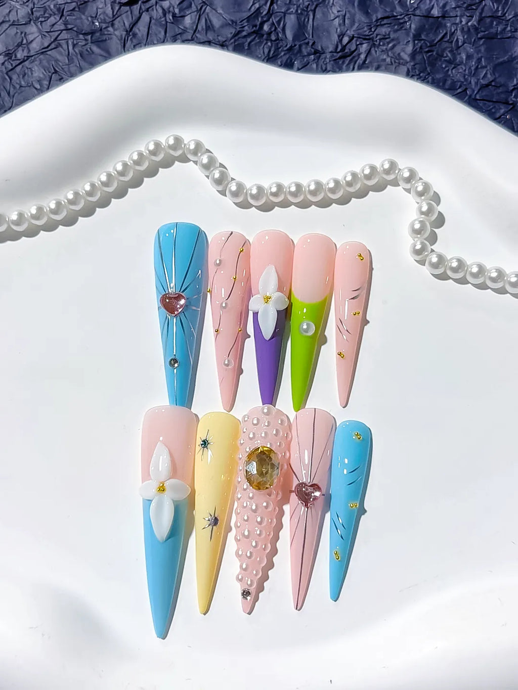 Blue Nude Pink Purple Green Yellow White Gold Abstract Flower Pearl Heart Rhinestone 3D press on nails detail view