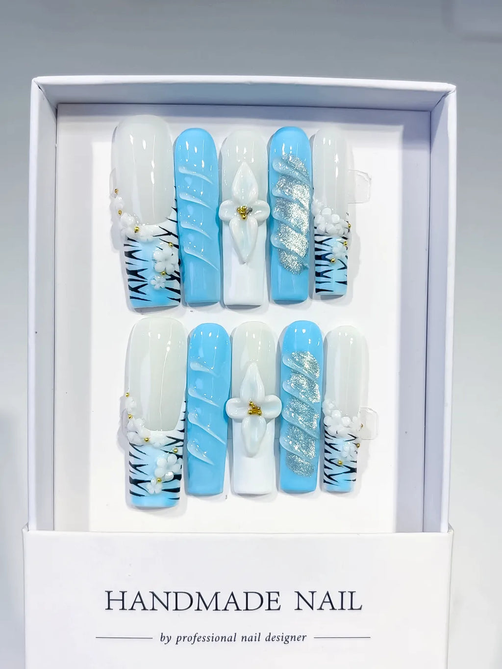 White Blue Silver Black Gold Abstract Flower Glitter Animal Print 3D press on nails full set view