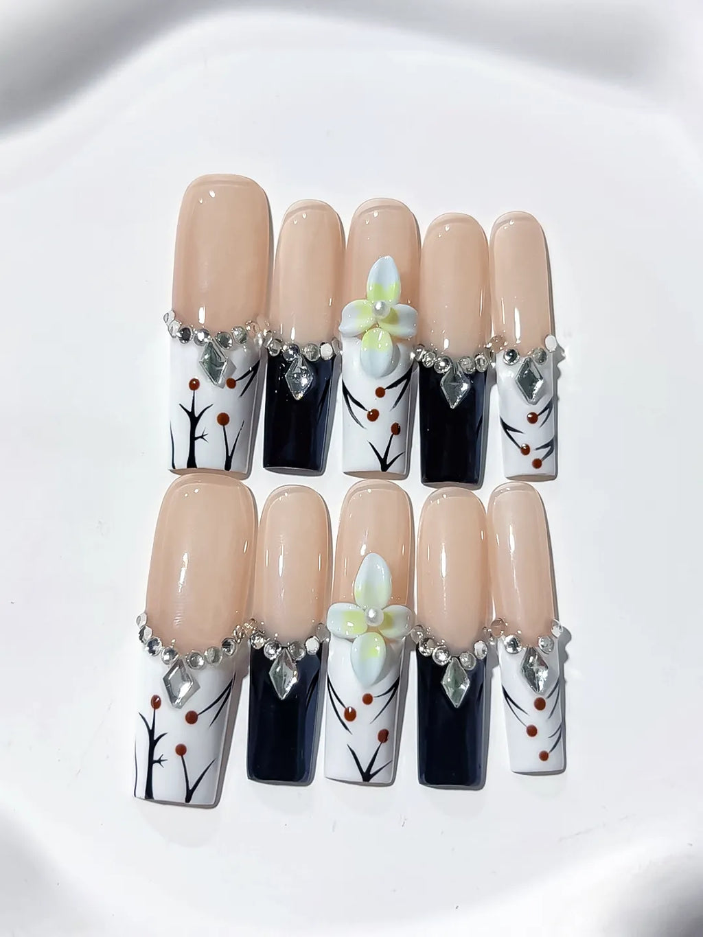 Nude White Black Green Silver Abstract Flower Rhinestone Metallic Accent 3D press on nails detail view