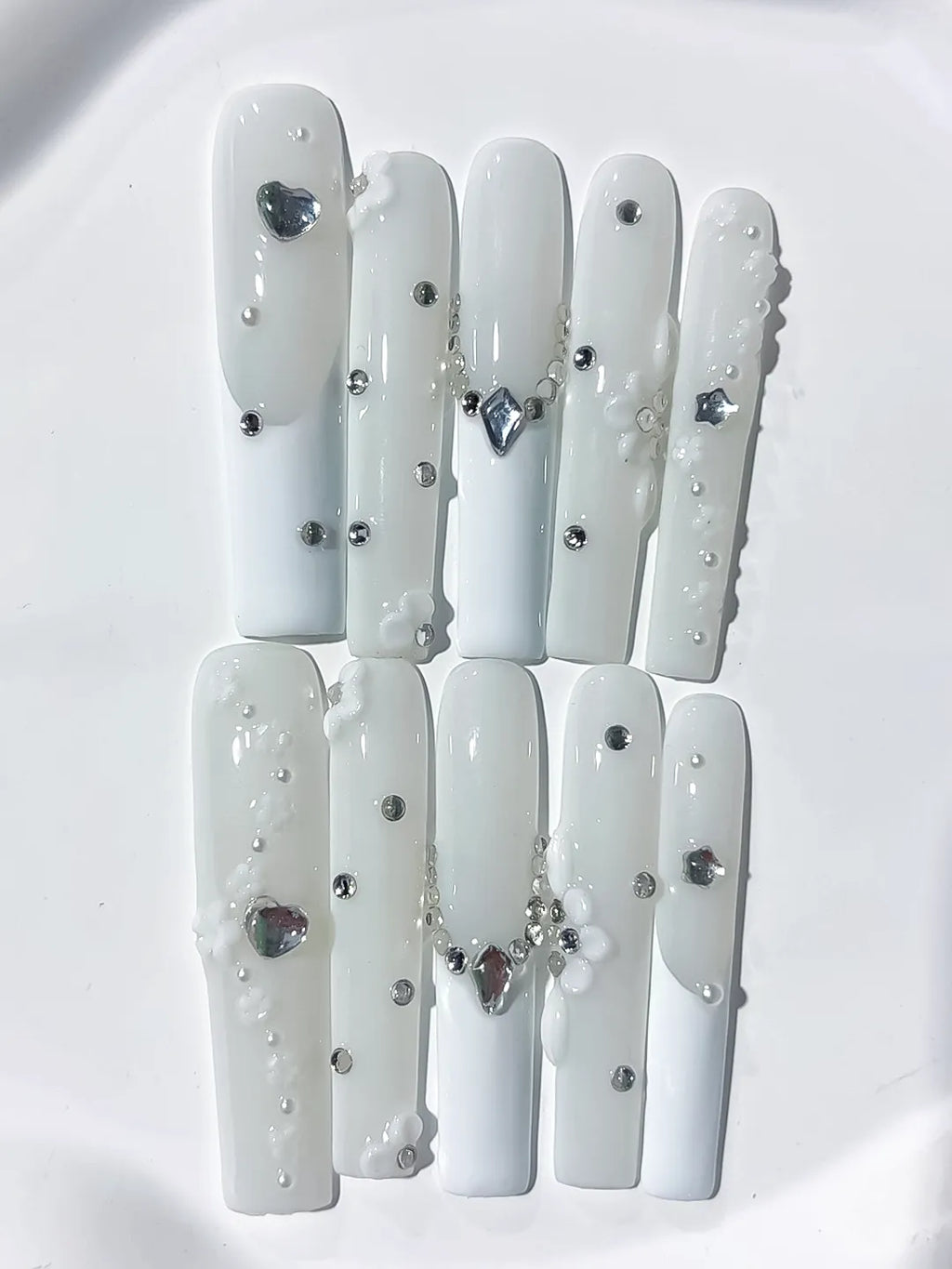 White Silver Solid color Heart Flower Rhinestone Pearl 3D press on nails detail view