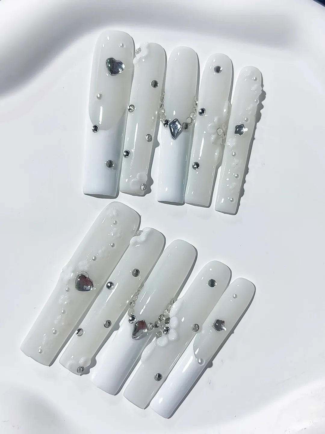 White Silver Solid color Heart Flower Rhinestone Pearl 3D press on nails detail view