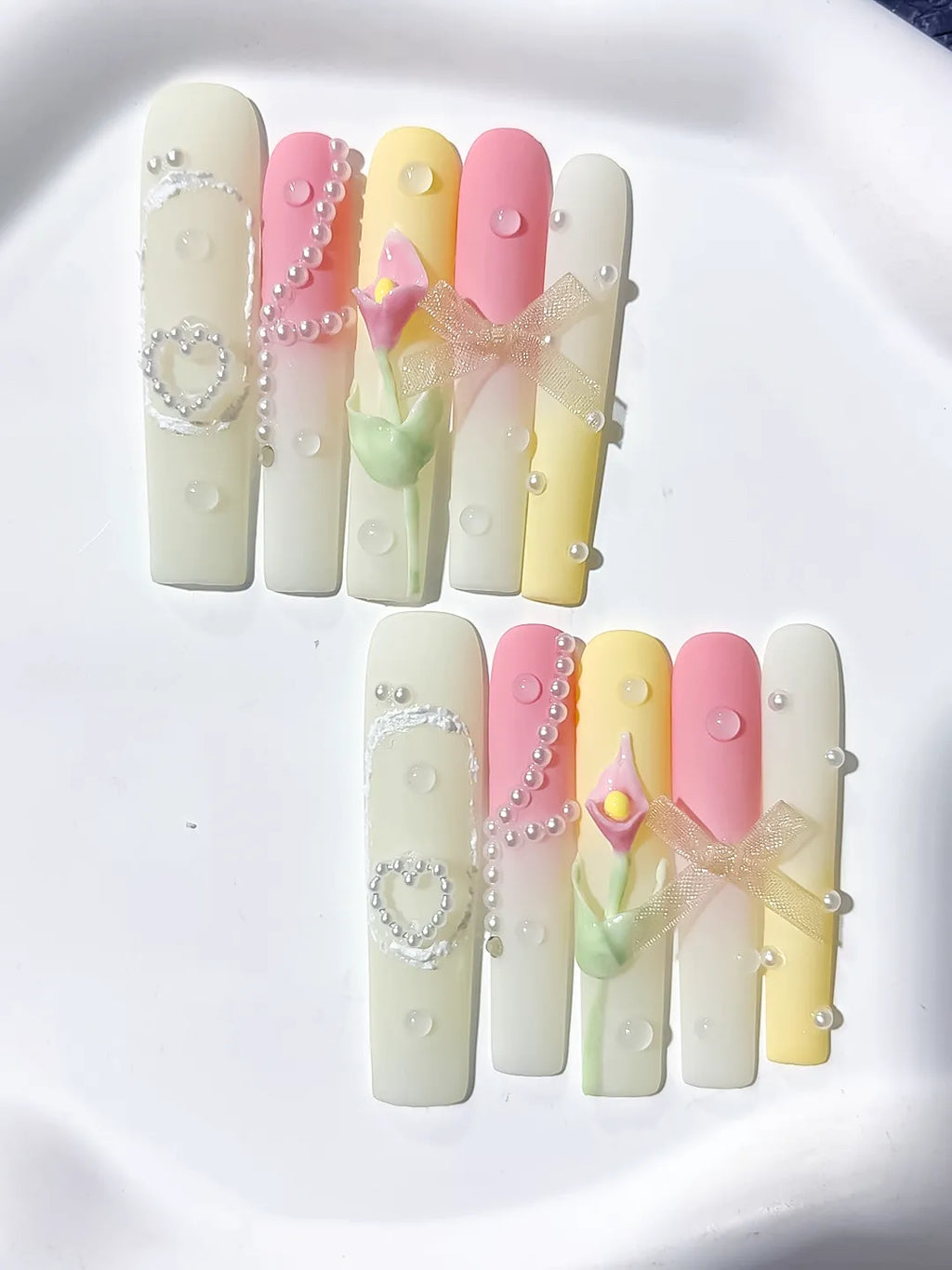Yellow Pink White Silver Ombre Bow Heart Pearl 3D press on nails detail view
