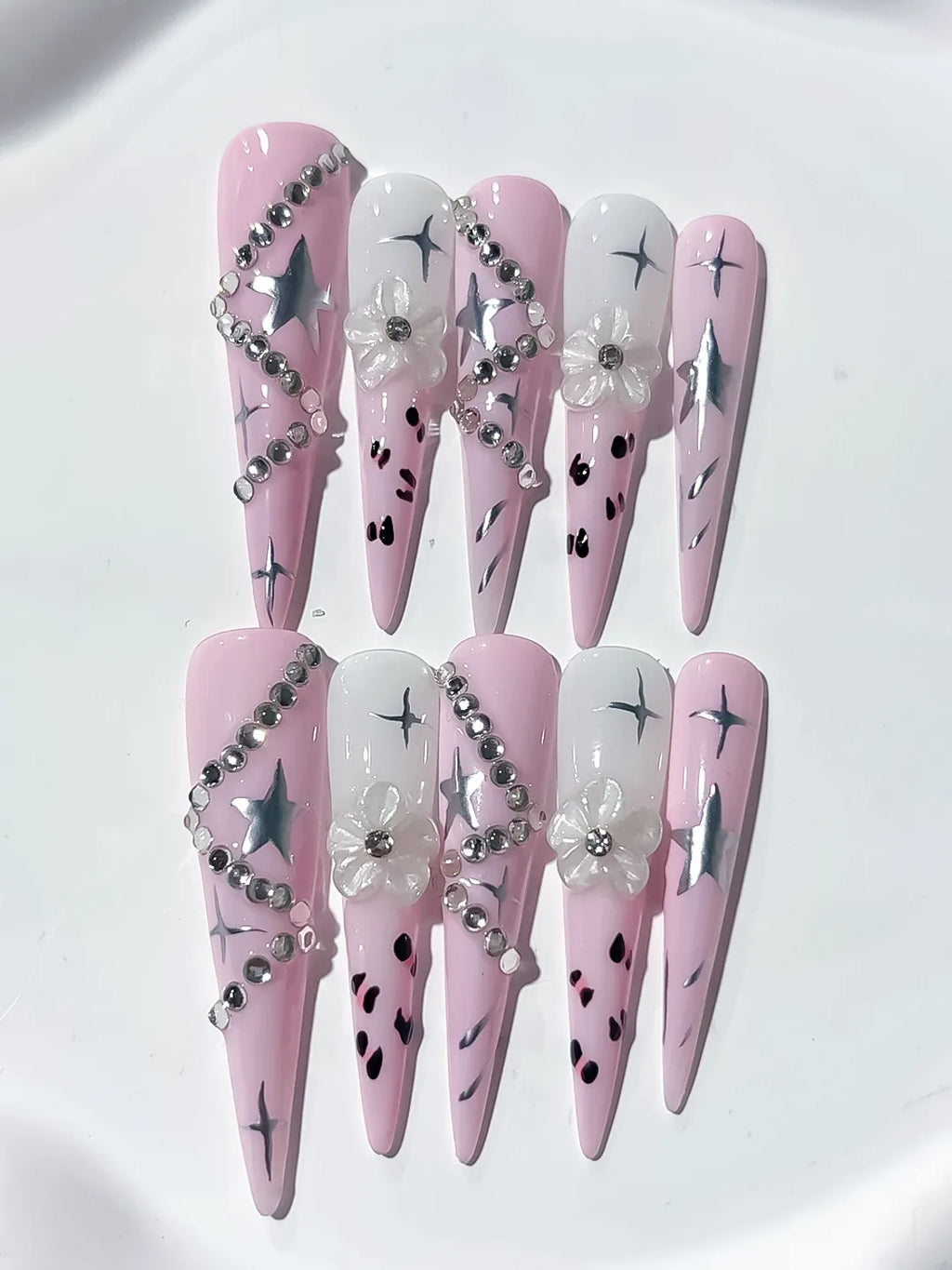 Pink White Silver Black Abstract Star Flower Rhinestone Chain 3D press on nails detail view