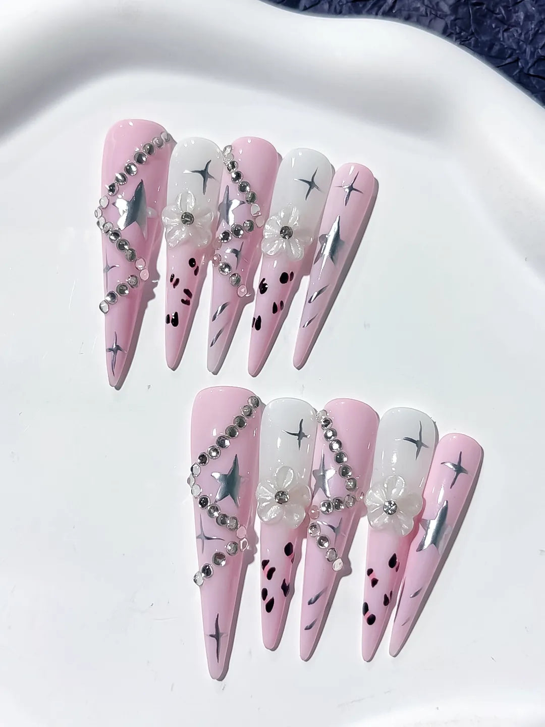 Pink White Silver Black Abstract Star Flower Rhinestone Chain 3D press on nails detail view