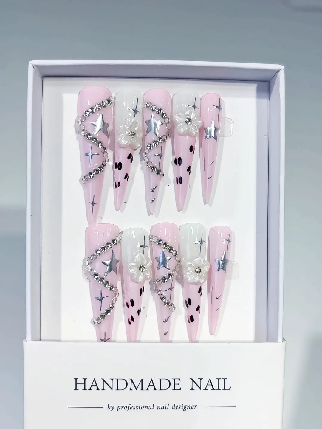 Pink White Silver Black Abstract Star Flower Rhinestone Chain 3D press on nails full set view