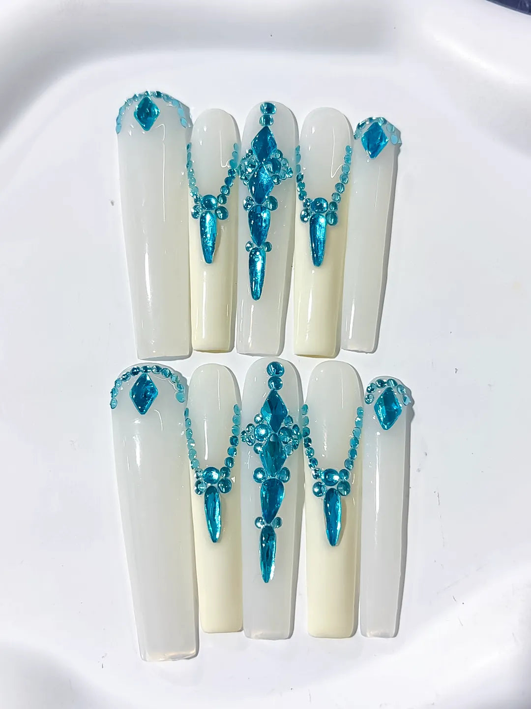 White Blue Solid color Rhinestone Chain Metallic Accent press on nails close up