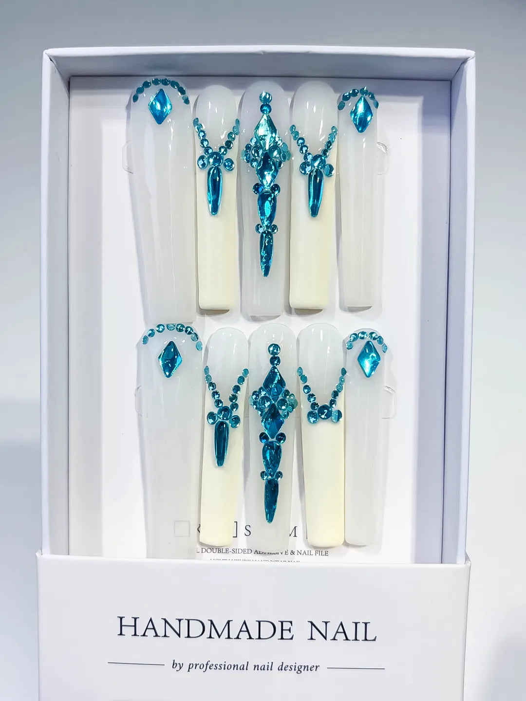 White Blue Solid color Rhinestone Chain Metallic Accent press on nails full set view