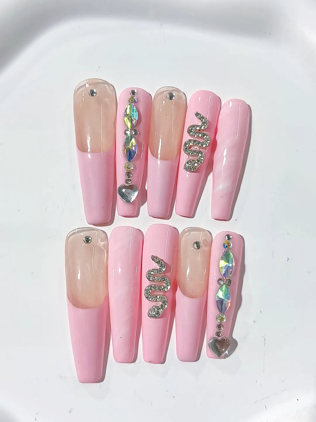 Pink Nude Silver Multicolor Solid color Heart Snake Rhinestone Metallic Accent press on nails detail view