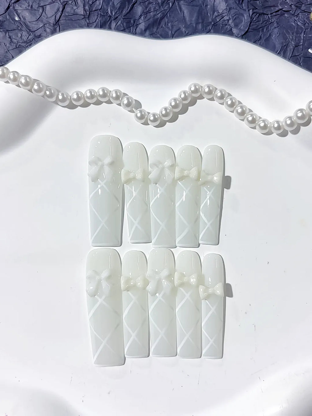 White Solid color Bow Linework 3D press on nails detail view