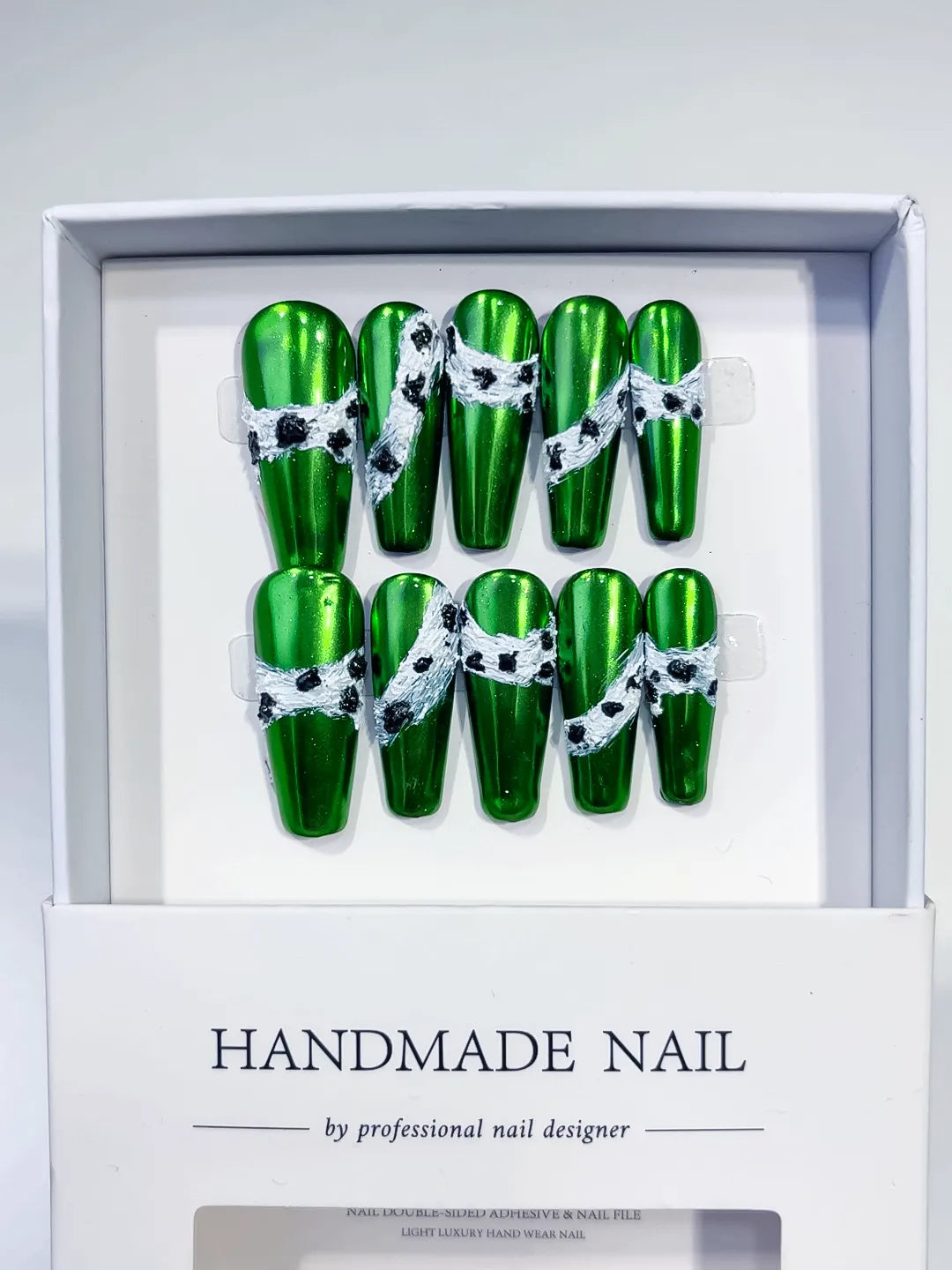 Green Silver Black Metallic Lace 3D press on nails full set view