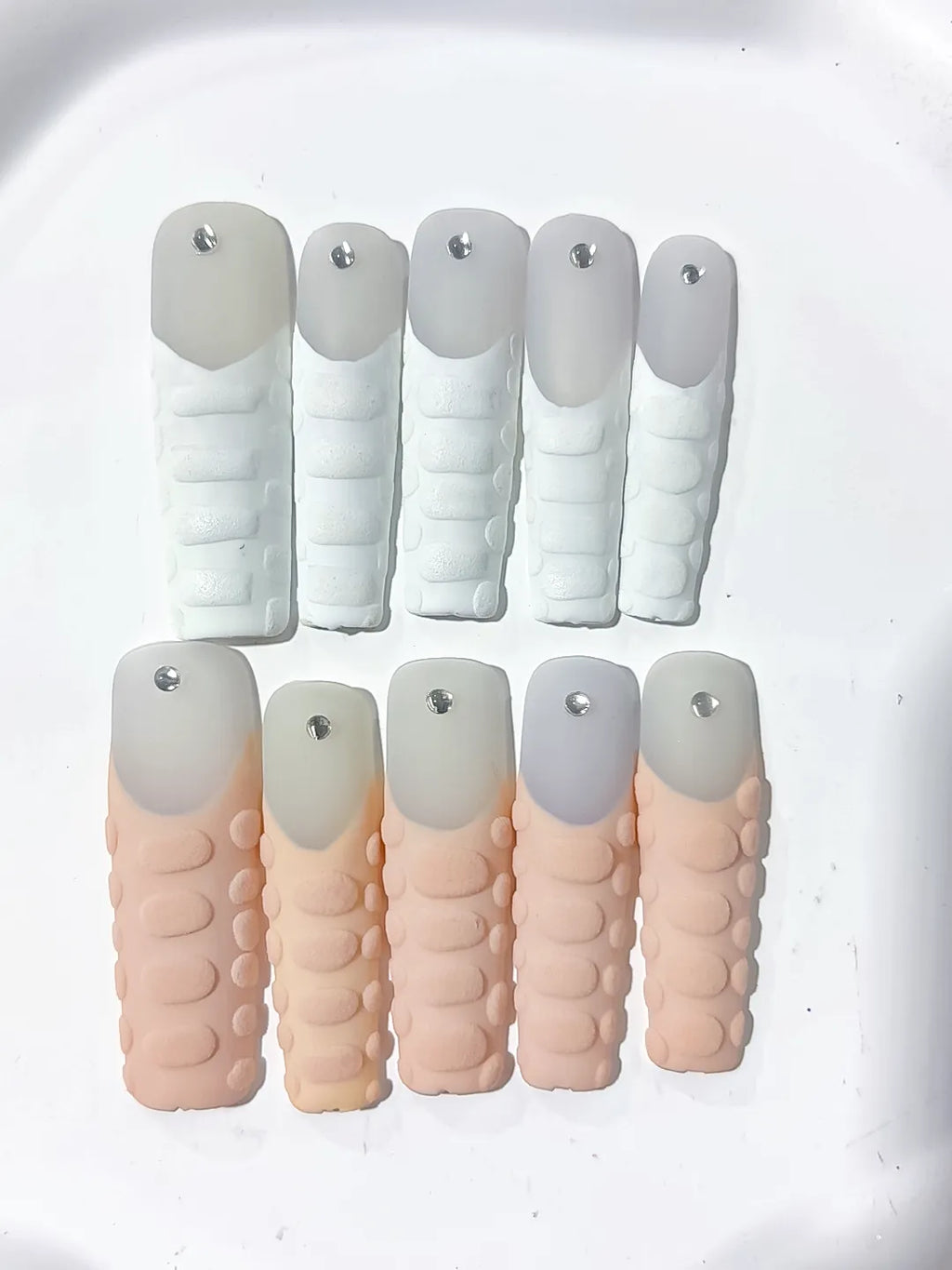 White Pink Silver Solid color 3D Texture Rhinestone press on nails detail view