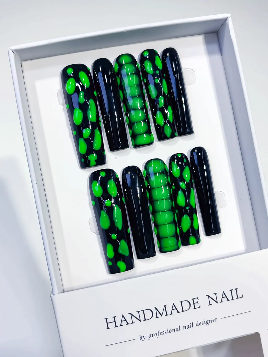Black Green Abstract Blob Pattern 3D Texture press on nails angled view