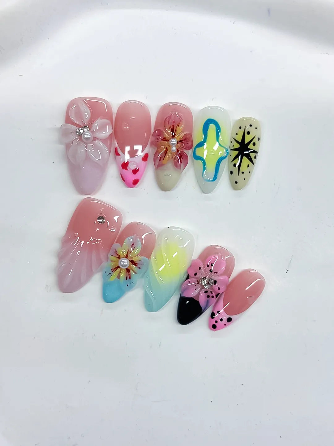 Pink White Yellow Blue Black Abstract Flower Shell Starburst 3D press on nails close up