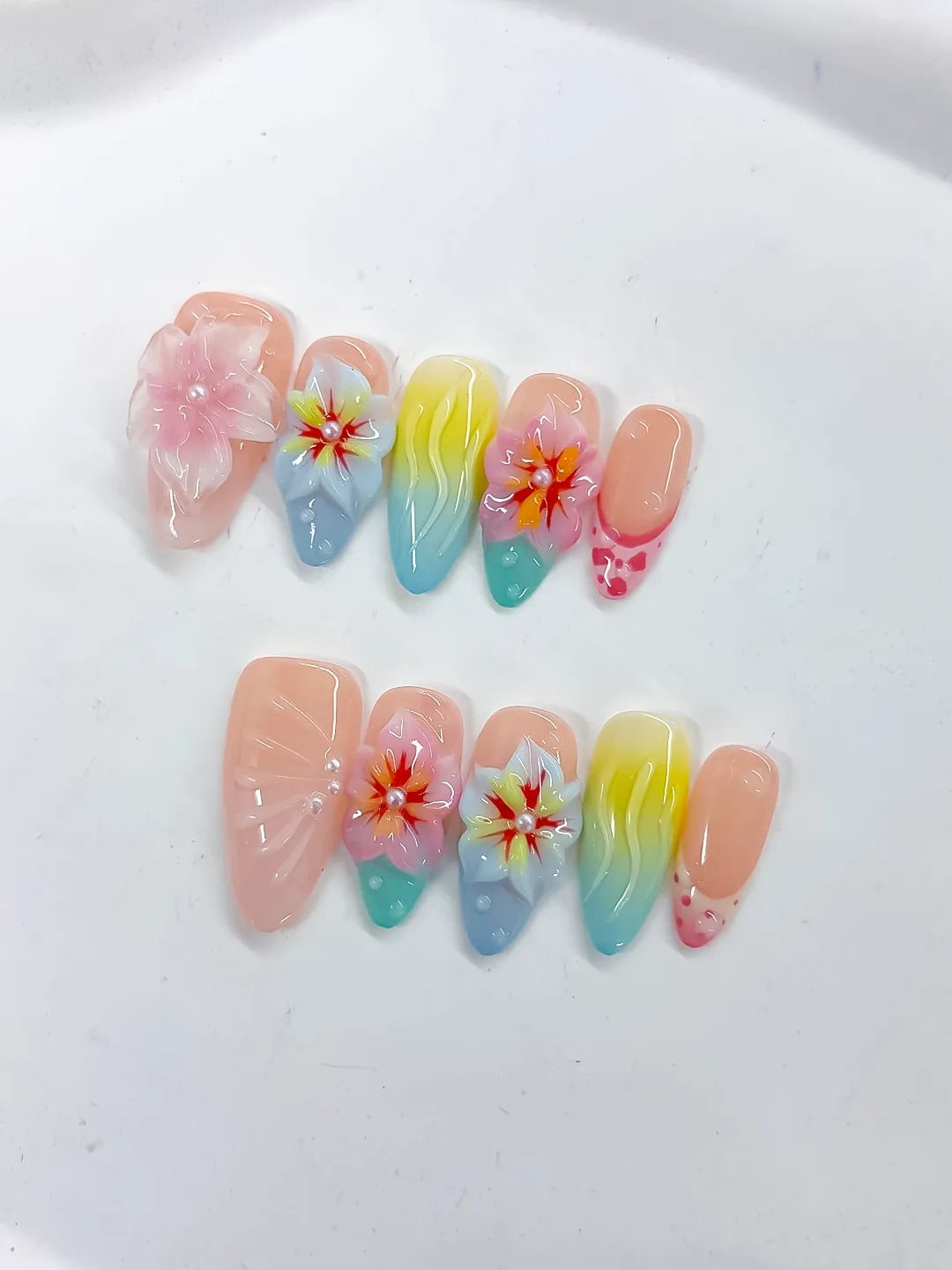Nude Pink Blue Yellow Orange Ombre Flower Shell Dot 3D press on nails detail view