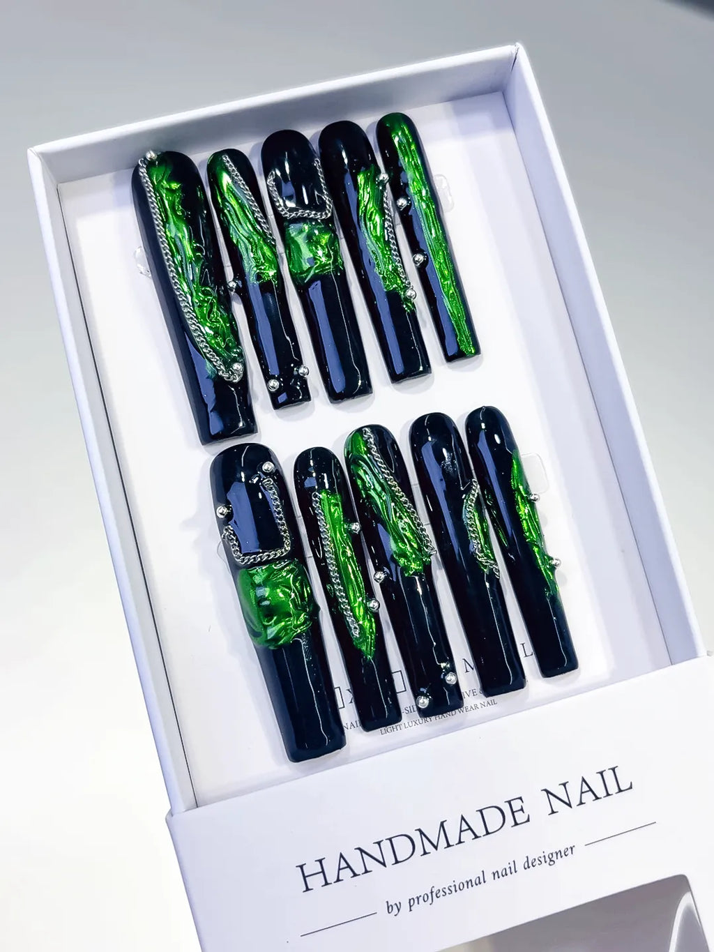 Black Green Silver Metallic 3D Chain press on nails angled view