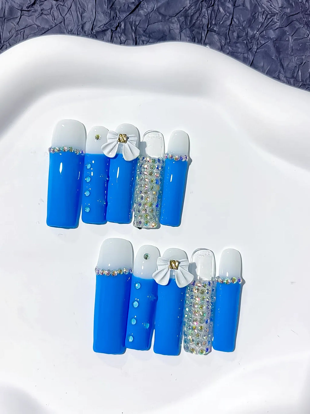 Blue White Silver Solid color Bow Rhinestone press on nails detail view
