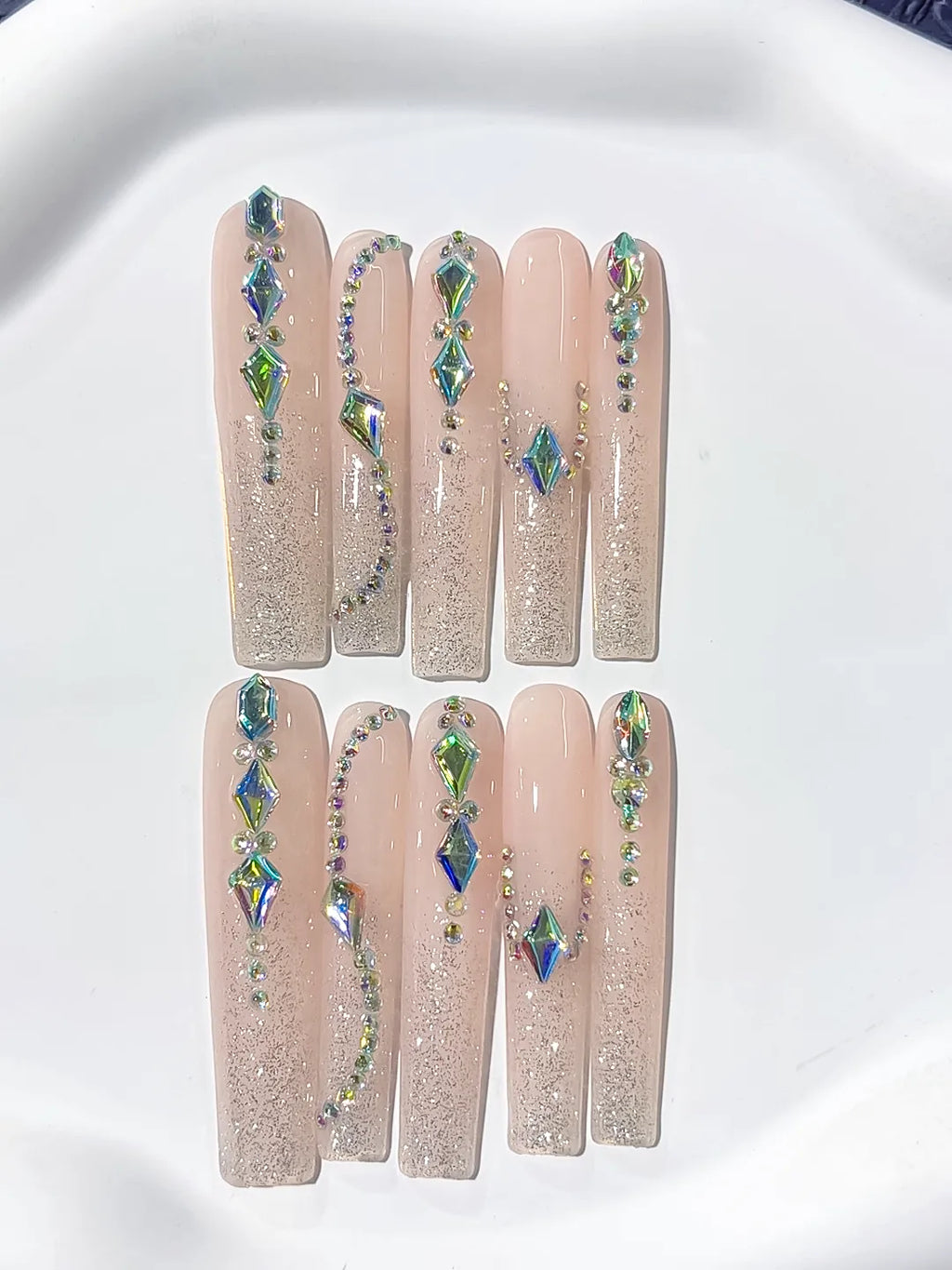 Nude White Blue Green Abstract Flower Leaf Berry press on nails detail view