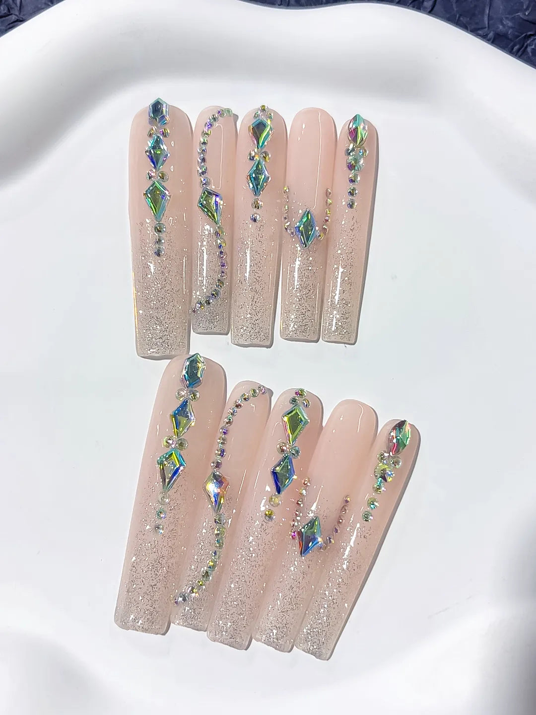 Nude White Blue Green Abstract Flower Leaf Berry press on nails detail view