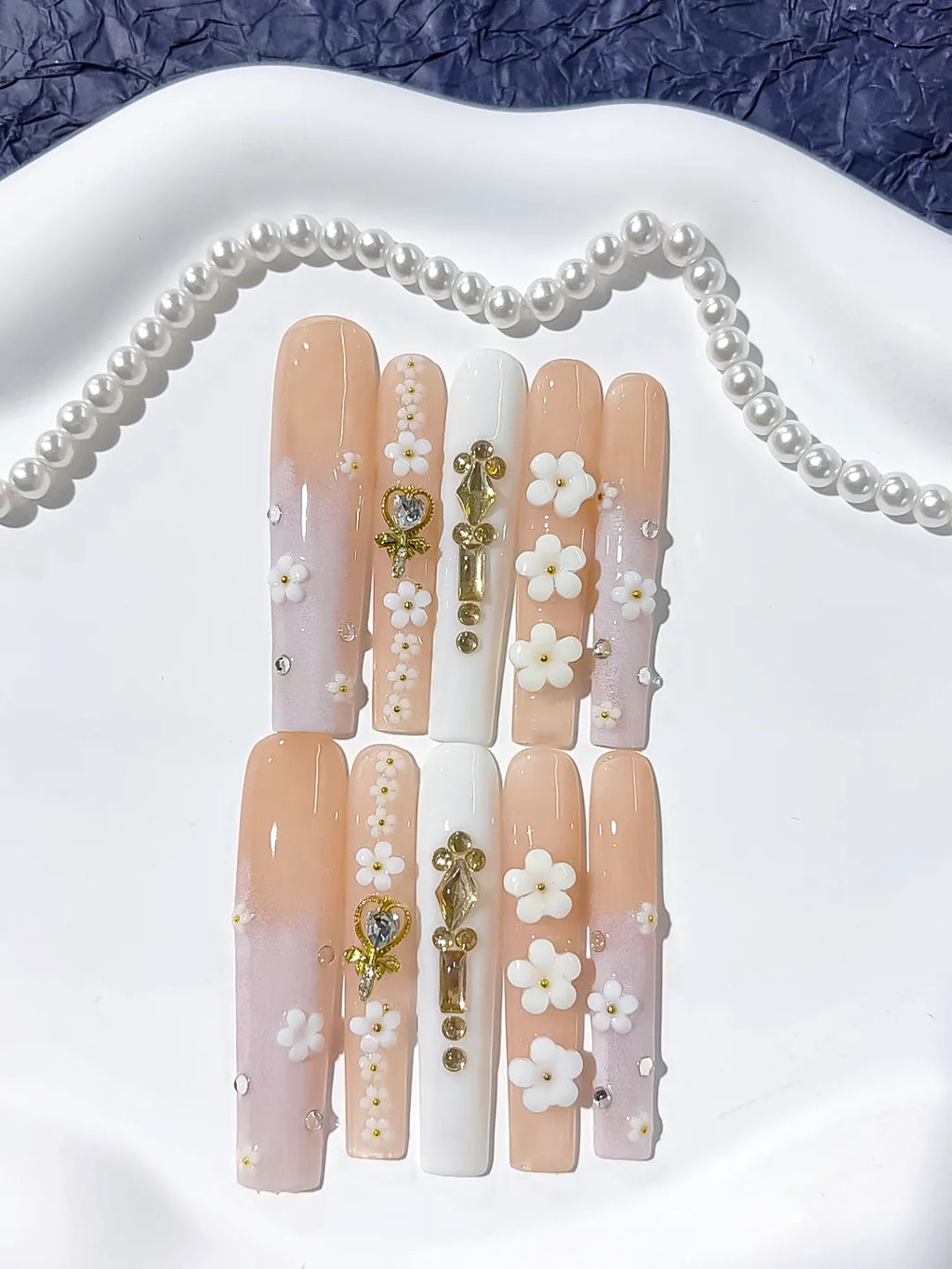 Blue Silver Gold Glitter Pearl Star Metallic Charm press on nails detail view
