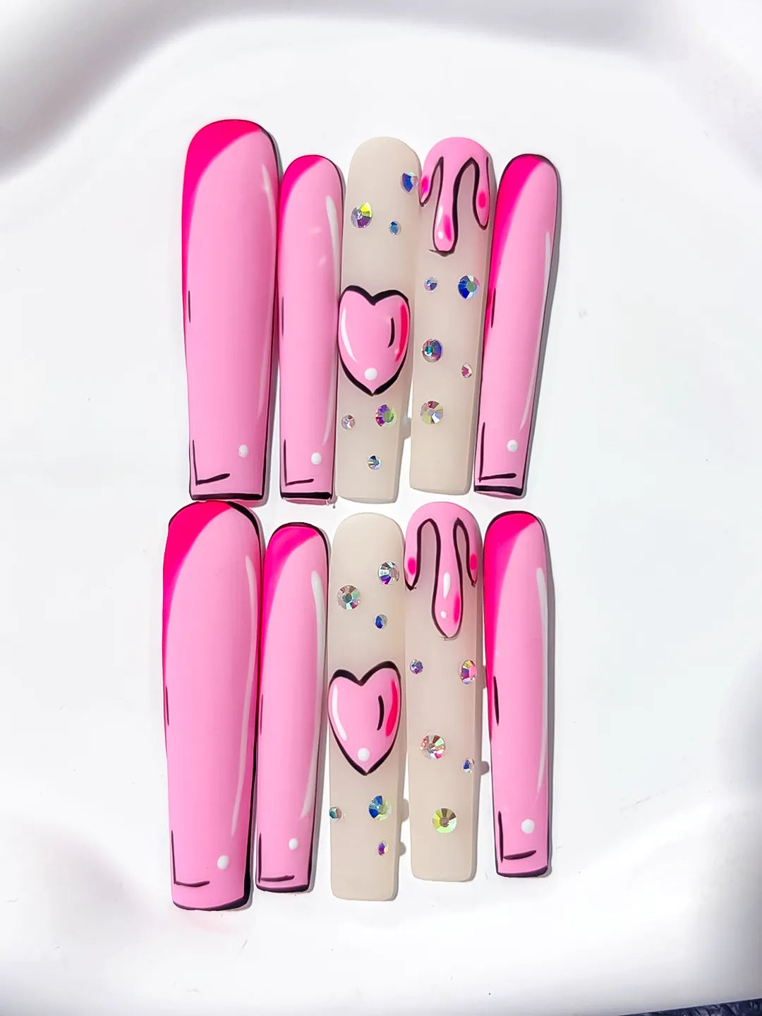 Pink Nude Black Abstract Heart Rhinestone press on nails detail view