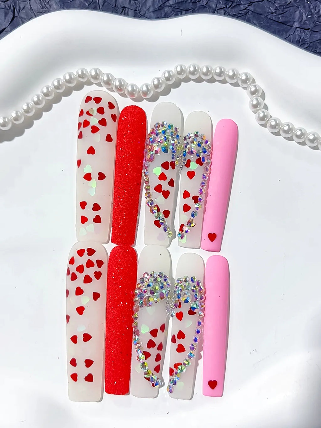 White Red Pink Silver Abstract Heart Rhinestone press on nails detail view