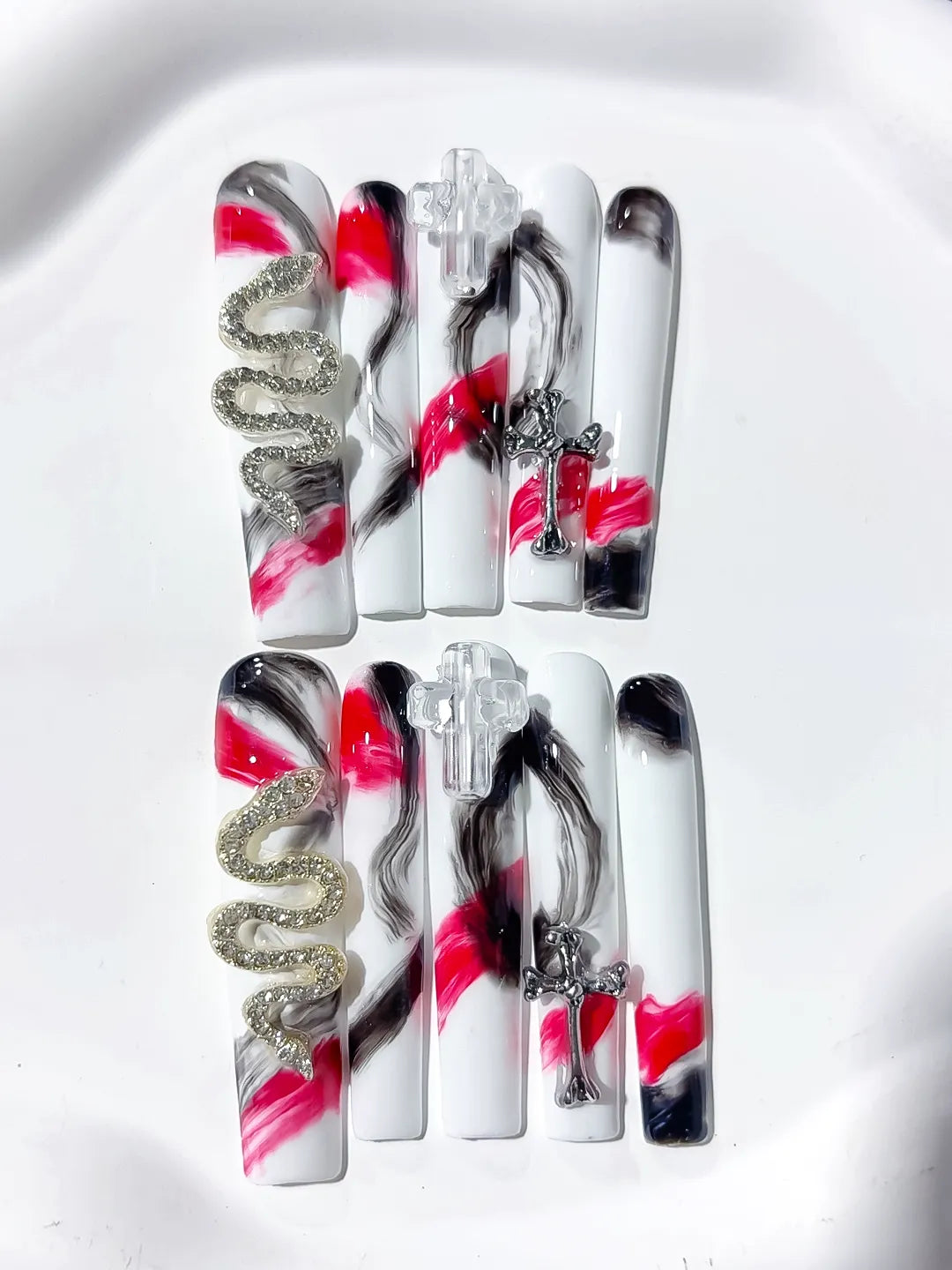 White Black Pink Silver Gold Abstract Cross Snake Metallic Charm press on nails detail view