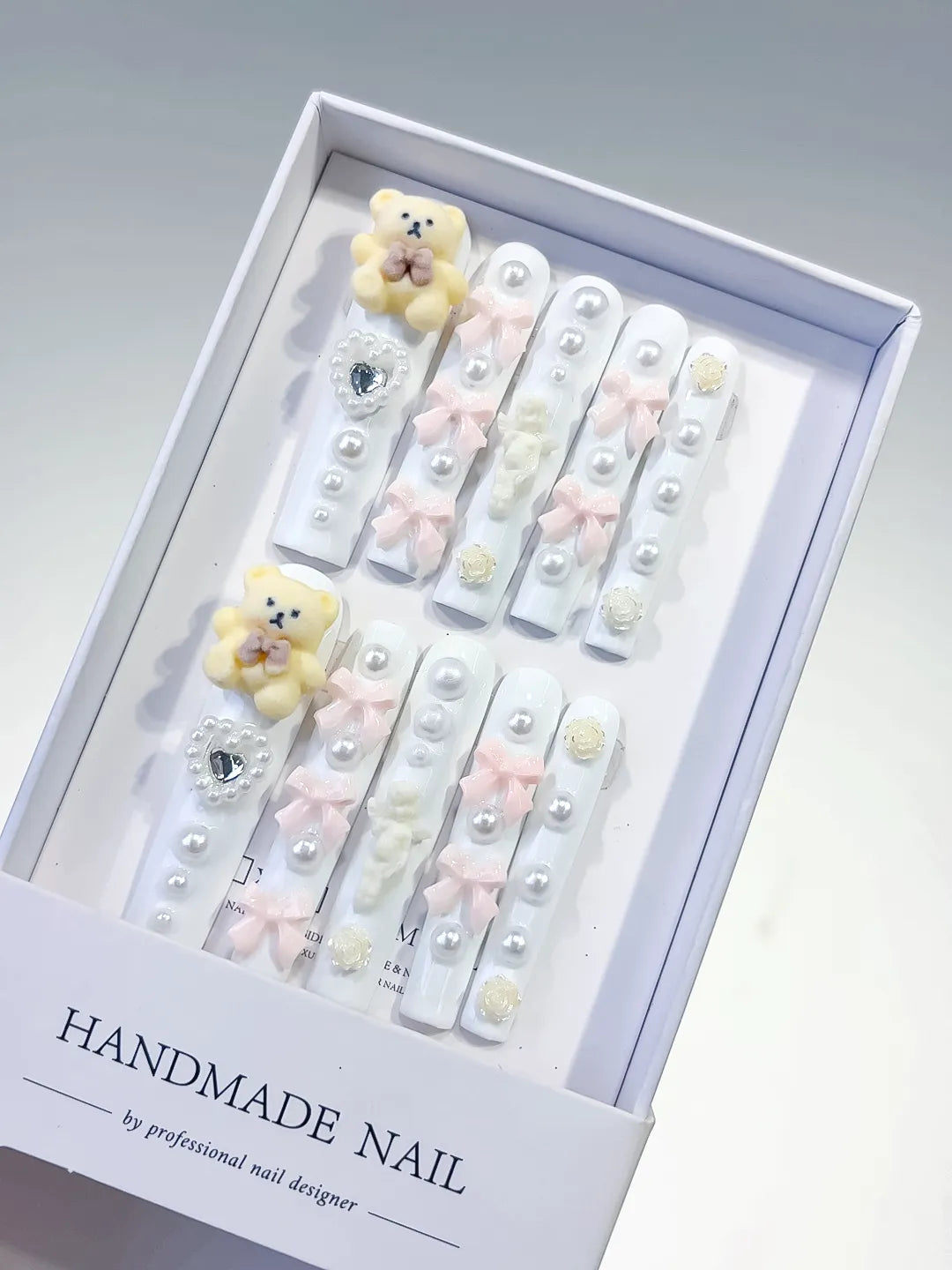White Pink Yellow Silver Solid color Bear Bow Flower Heart Pearl 3D press on nails