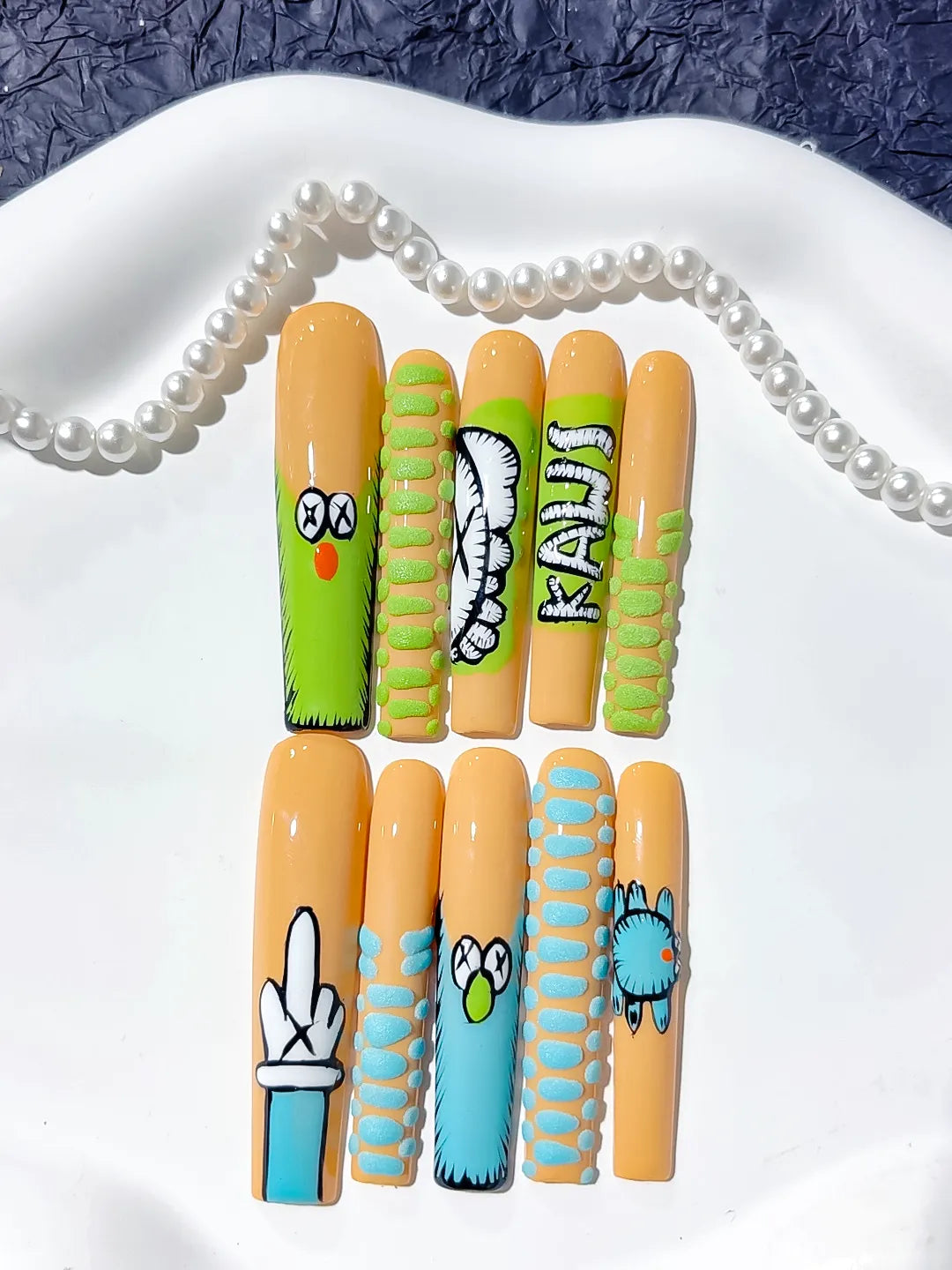 Nude Green Blue Black Abstract Cartoon 3D press on nails detail view
