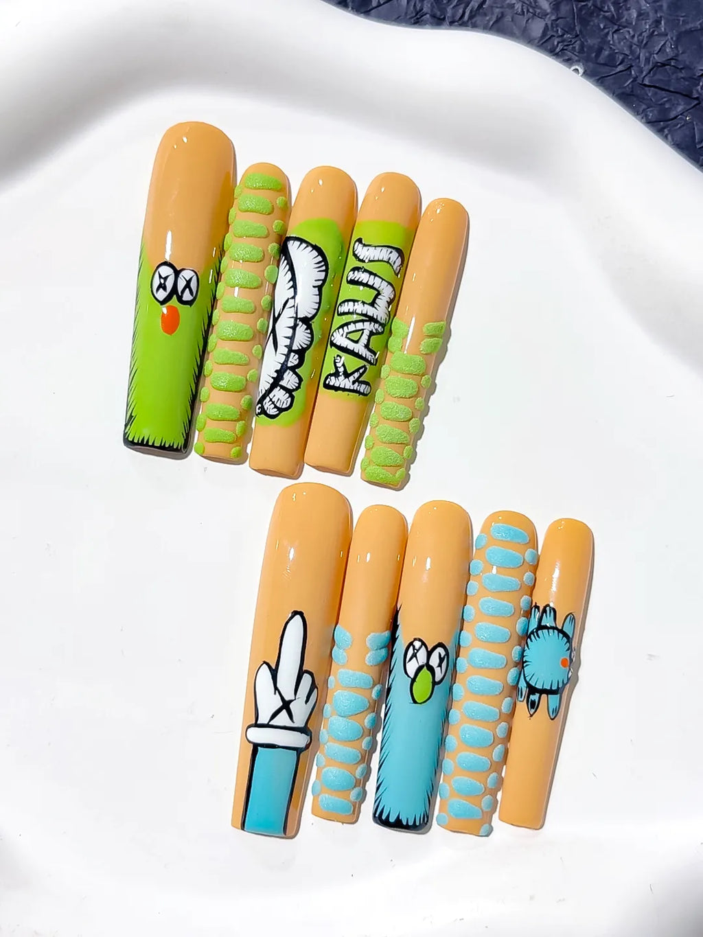 Nude Green Blue Black Abstract Cartoon 3D press on nails detail view