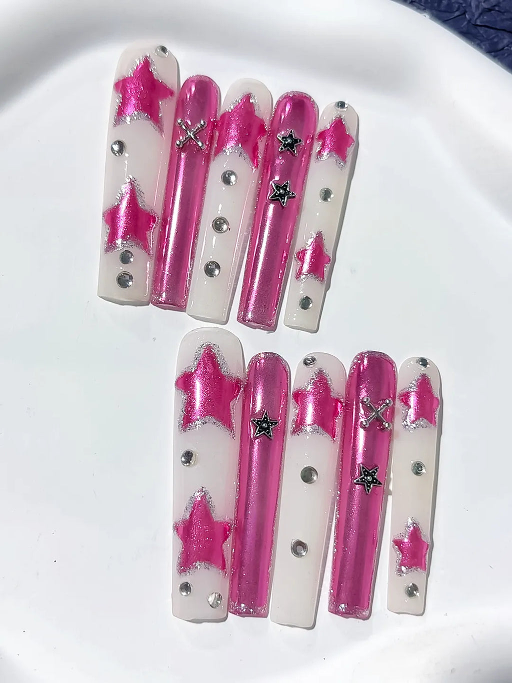 Pink White Silver Metallic Star Rhinestone 3D press on nails close up