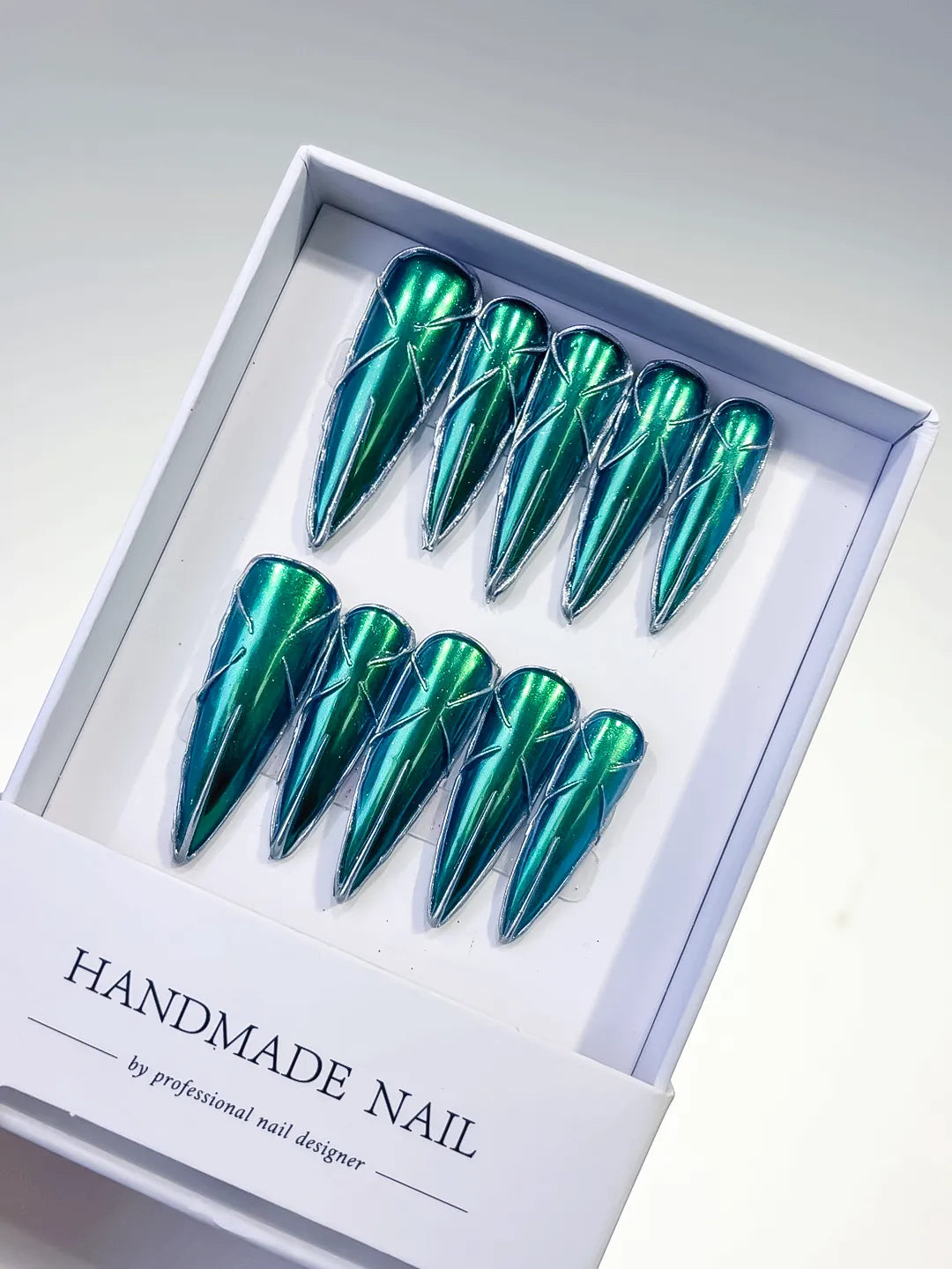 Green Black Metallic press on nails