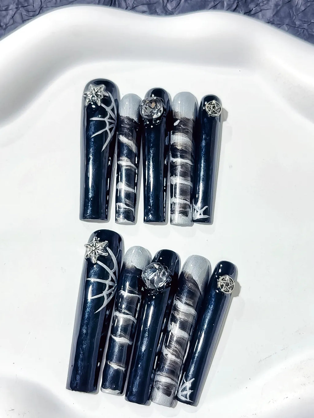 Black White Abstract Spider Web press on nails detail view