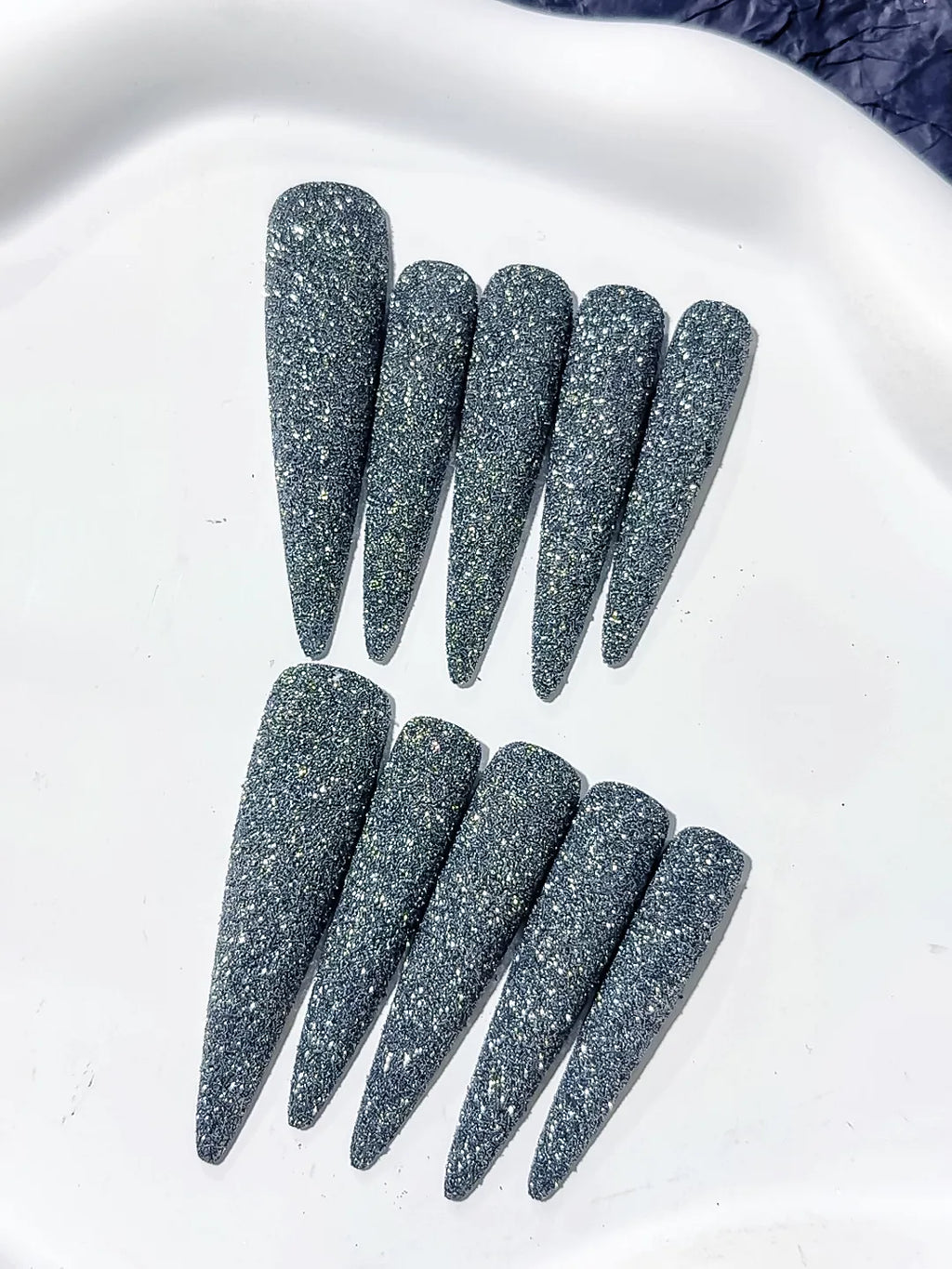 Black Silver Glitter press on nails close up