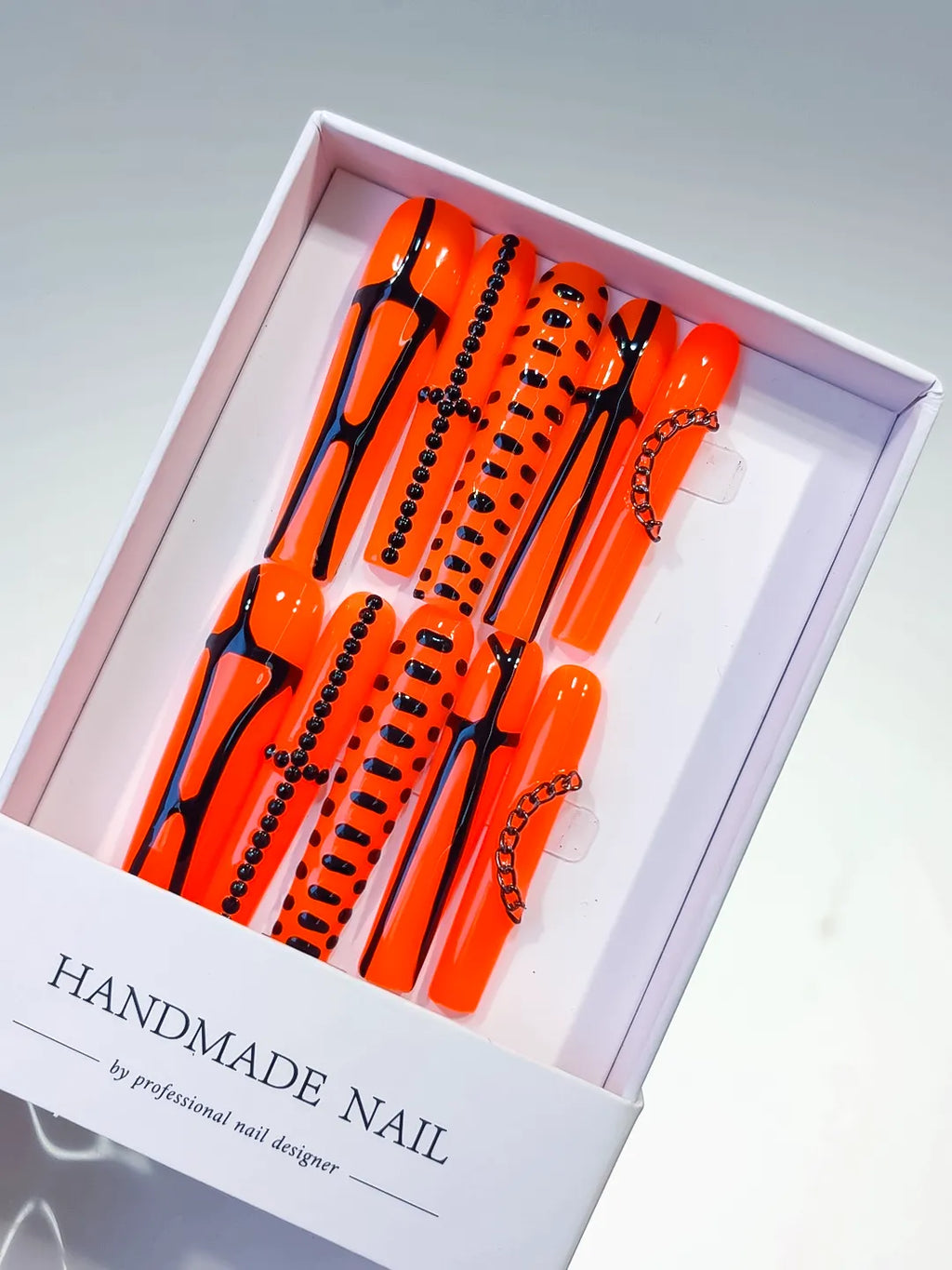 Orange Black Silver Abstract Chain Stud press on nails