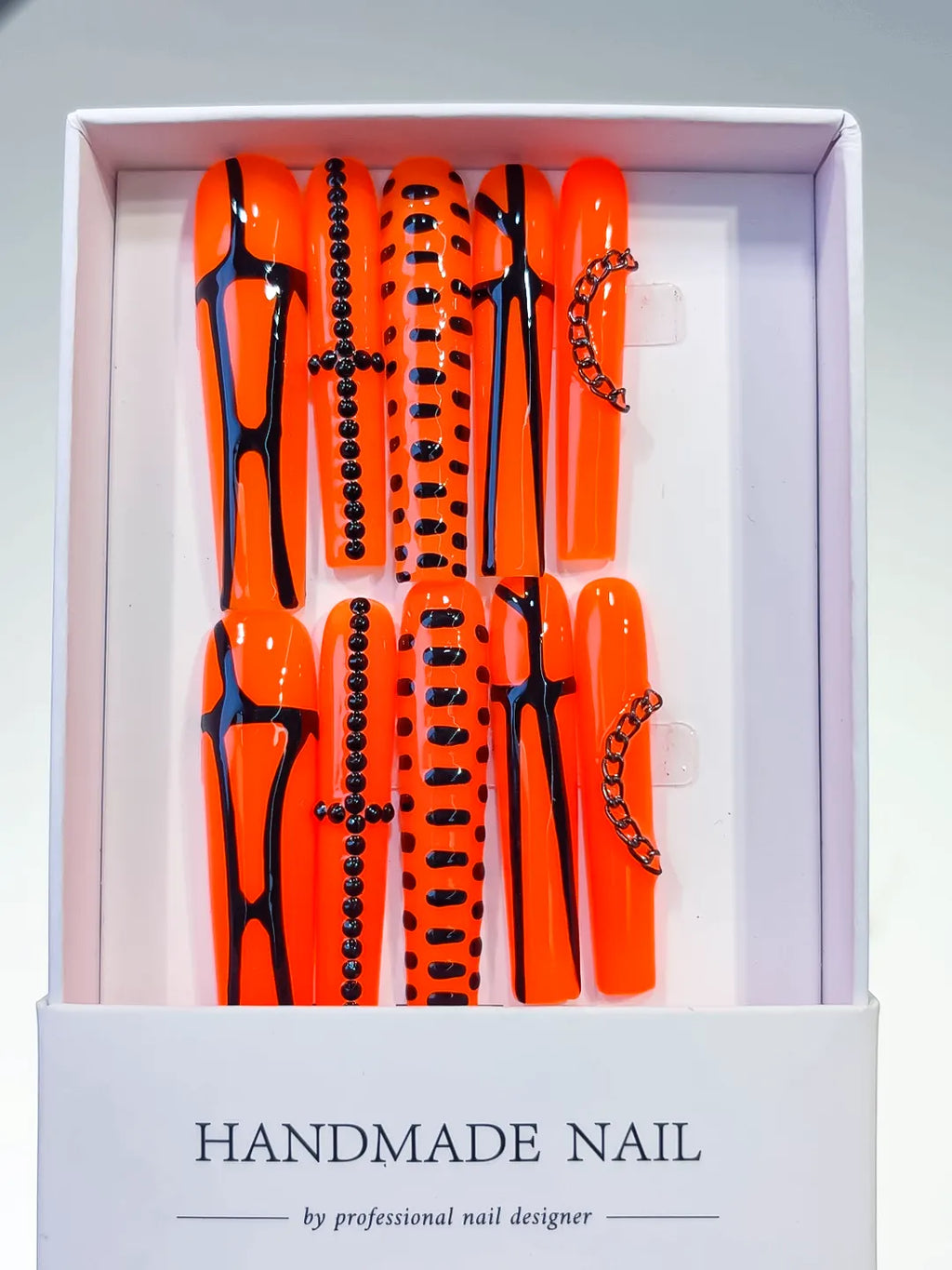 Orange Black Silver Abstract Chain Stud press on nails full set view