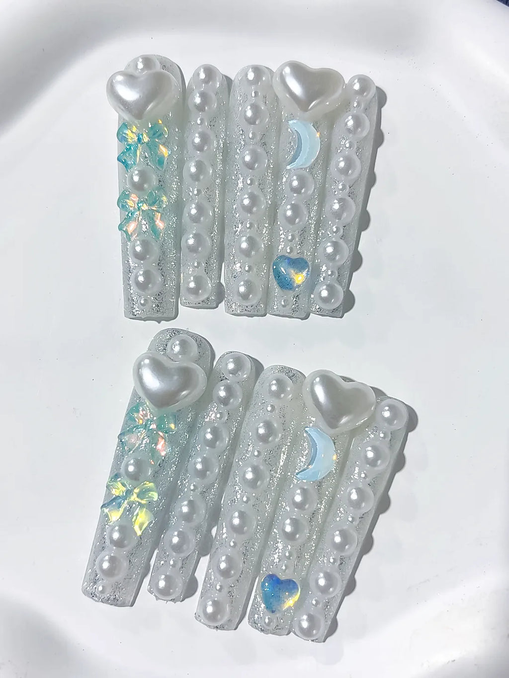 White Multicolor Silver Holographic Heart Rhinestone press on nails close up