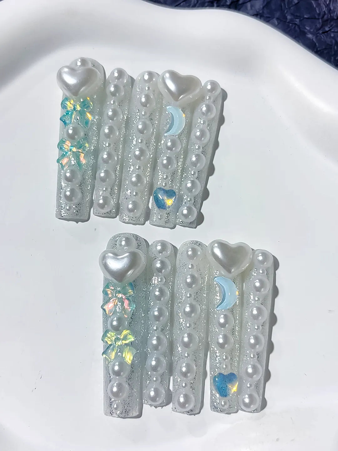 White Multicolor Silver Holographic Heart Rhinestone press on nails detail view