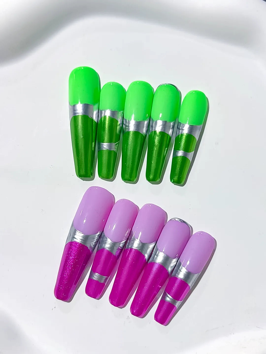 Green Purple Pink Silver Abstract press on nails detail view