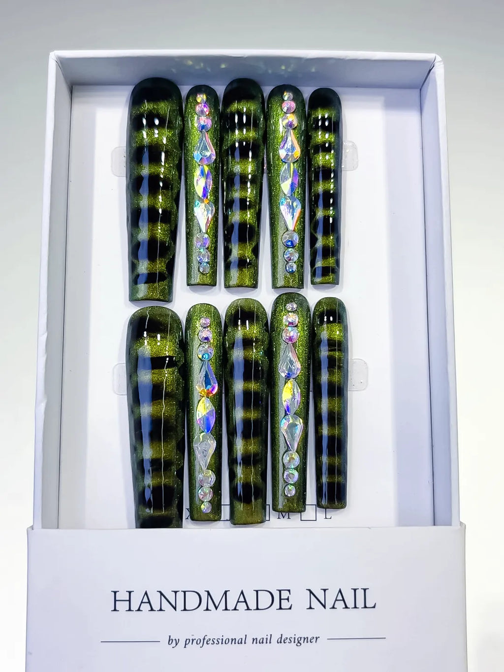 Black Green Gold Multicolor Metallic Rhinestone press on nails full set view