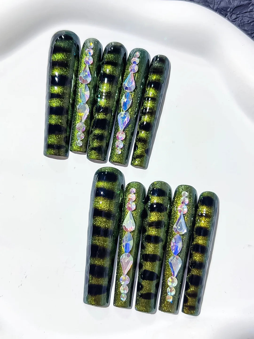 Black Green Gold Multicolor Metallic Rhinestone press on nails detail view