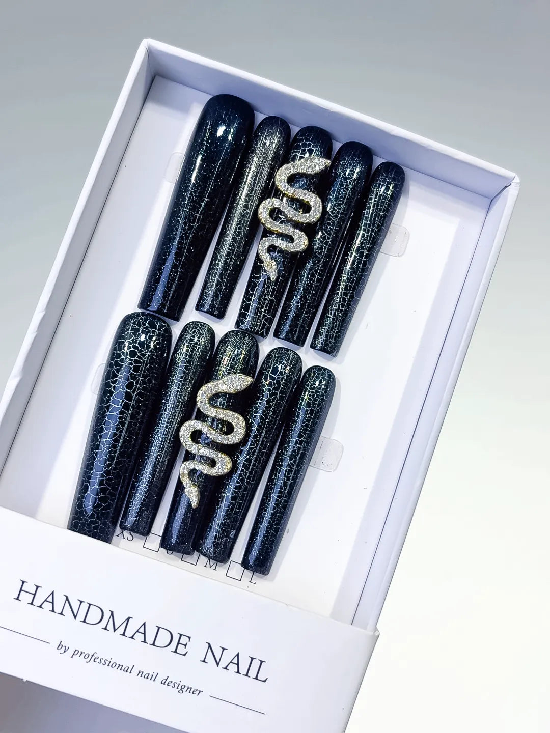 Black Silver Glitter Snake Crackle press on nails