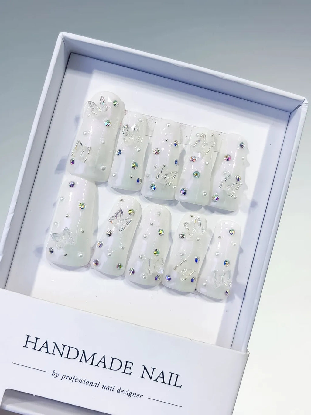 White Silver Multicolor Solid color Butterfly Pearl Rhinestone 3D press on nails