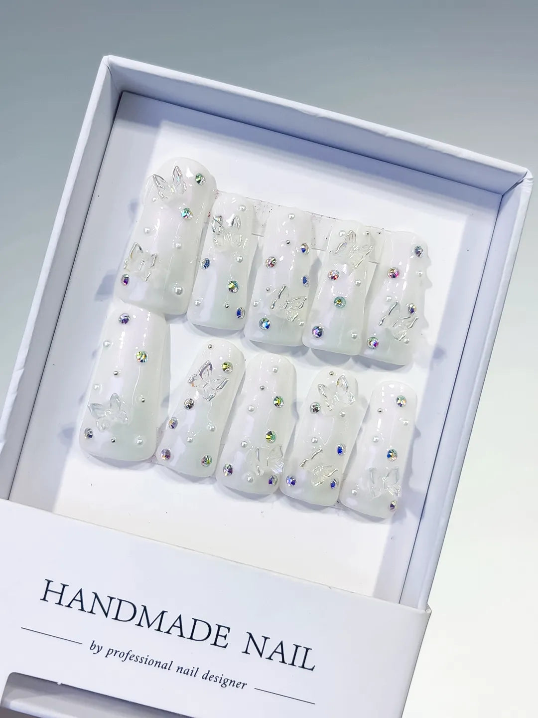 White Silver Multicolor Solid color Butterfly Pearl Rhinestone 3D press on nails